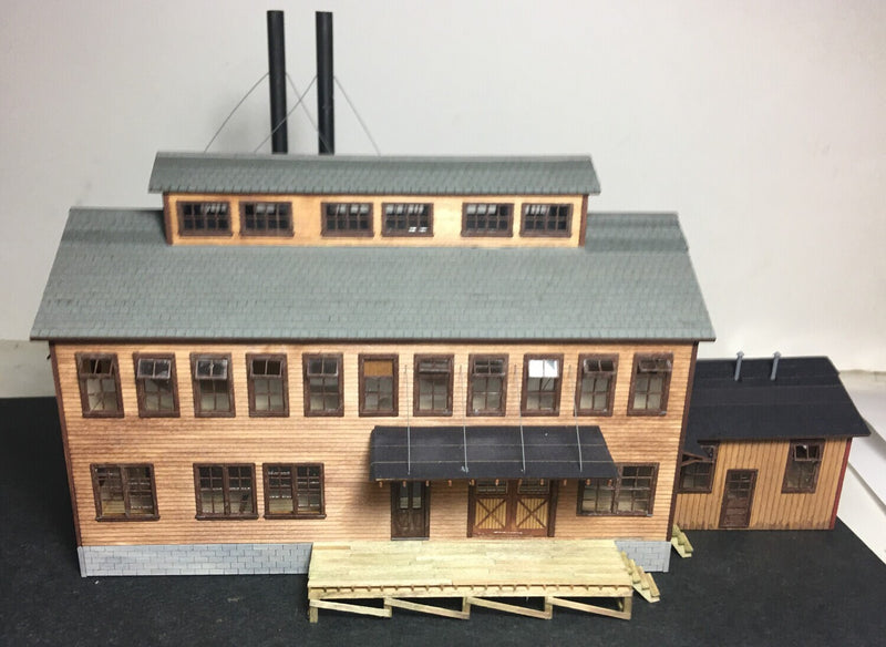 Motrak Models 83013 Bisgeier Tool Company Store/Structures, HO Scale