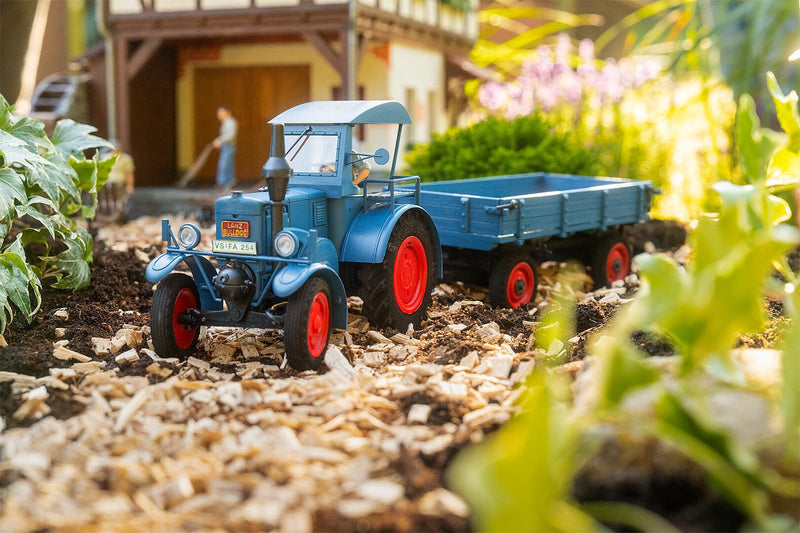 PREORDER Pola G 331620 Lanz Bulldog with Low-Side Trailer, Blue