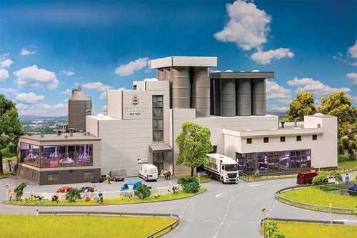 Faller HO 130815 Veltins Brewery Kit