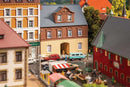 PREORDER Faller N 232178 Townhouse with Drive-Through Kit | 29.74