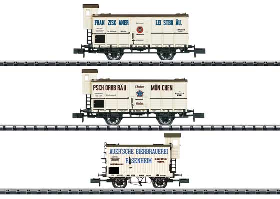 PREORDER Minitrix N T18726 Wood Beer Reefer Set (3)
