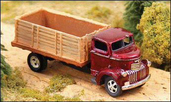 GHQ 56-018 1940s GMC Cabover Grain Truck - Kit -- Unpainted, N Scale