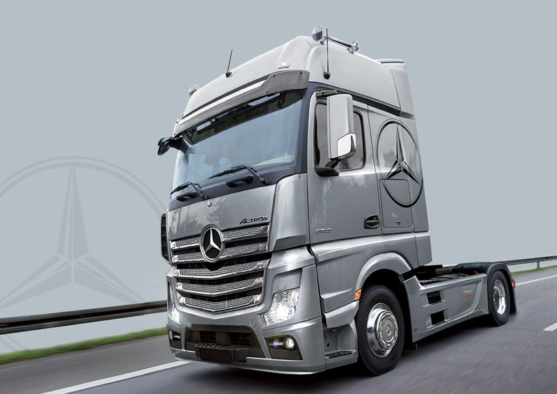 Italeri 3905 - SCALE 1 : 24 Mercedes Benz Actros MP4 Gigaspace