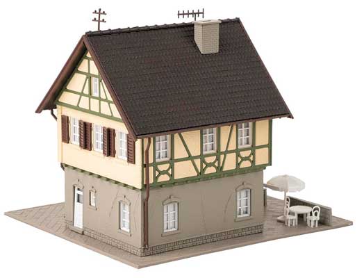 Faller Gmbh 190082 Idyll Village Set -- Kit - Includes Church, House and Cafe w/Fountain, HO Scale