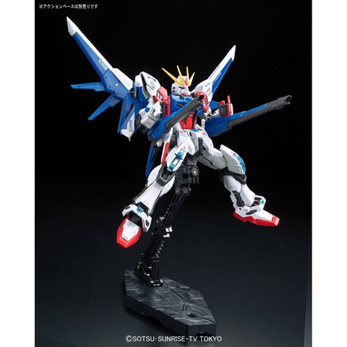 Bandai  2340121 Gundam Build Fighters Gundam Build Strike Real Grade 1:144 Scale Model Kit