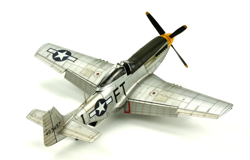 Meng-Model LS-009 NORTH AMERICAN P-51D MUSTANG  1:48