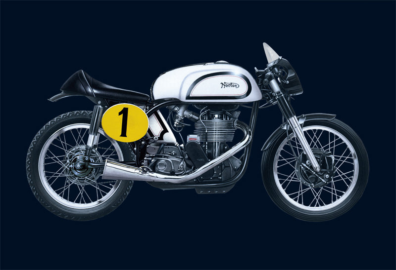 Italeri 4602 - SCALE 1 : 9 NORTON MANX 500cc 1951