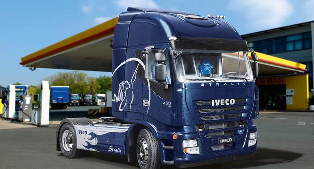 Revell 807423 1/24 IVECO STALIS
