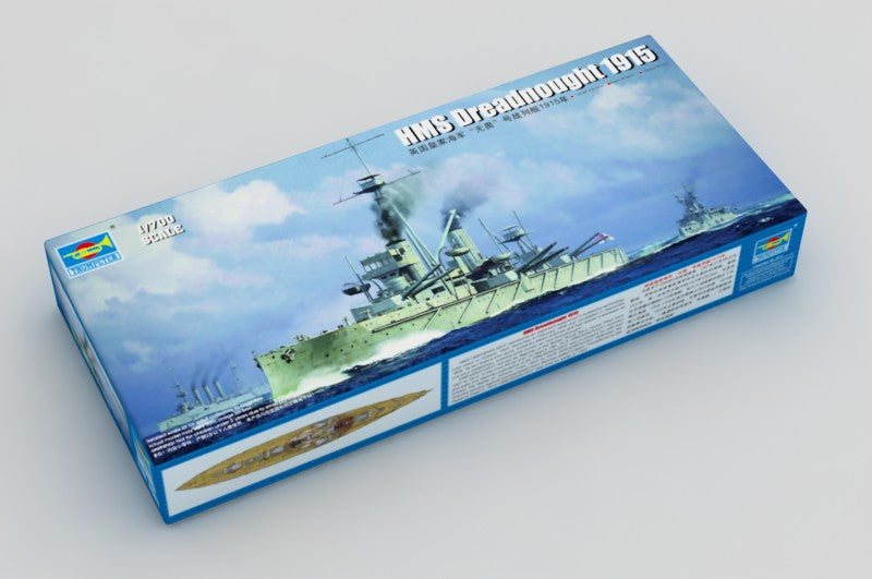 Trumpeter HMS Dreadnought 1915 06705 1:700