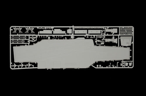 Italeri 5520 - SCALE 1 : 720 USS Saratoga CV - 60