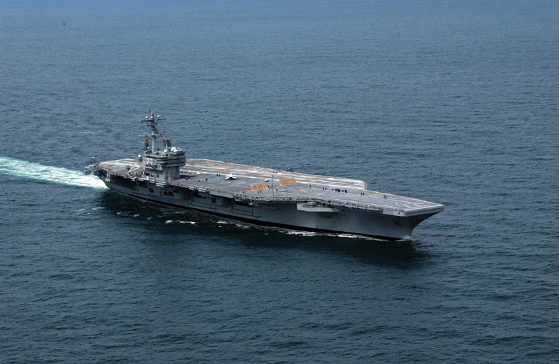 Italeri 5534 U.S.S. GEORGE H.W. BUSH CVN-77 1:720