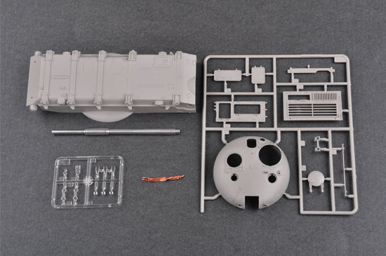 Trumpeter 01550 Russian T-62 Mod.1975 (With KMT-6 Mine Plow) 1:35