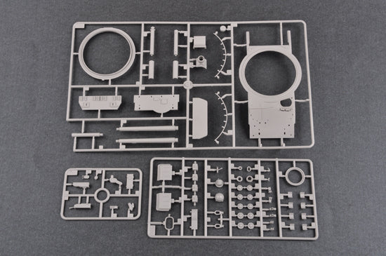 Trumpeter 01550 Russian T-62 Mod.1975 (With KMT-6 Mine Plow) 1:35