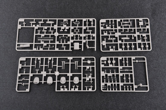 Trumpeter HMS Queen Elizabeth 1941 05794 1:700