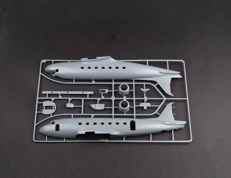 Trumpeter C-48C Skytrain Transport Aircraft 02829 1:48