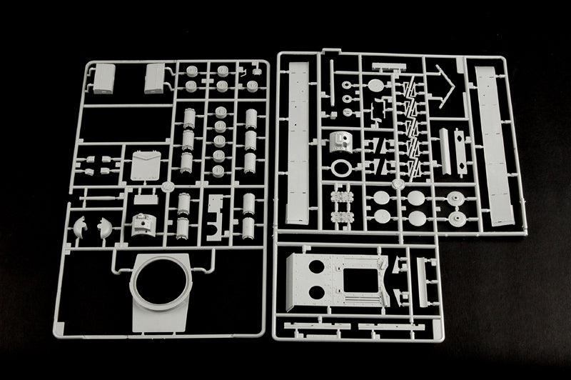 Trumpeter Soviet KV-8 Heavy Tank 01565 1:35