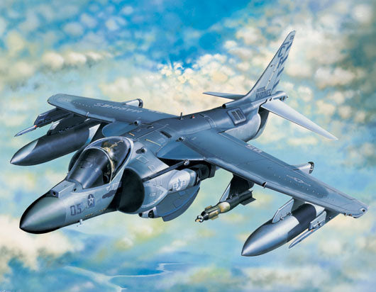 Trumpeter AV-8B Harrier II Plus 02286 1:32