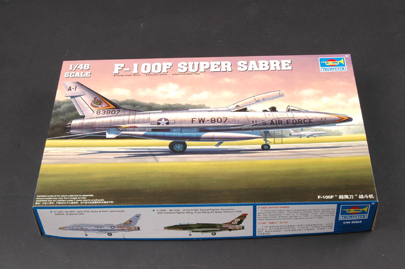 Trumpeter F-100F Super Sabre 02840 1:48