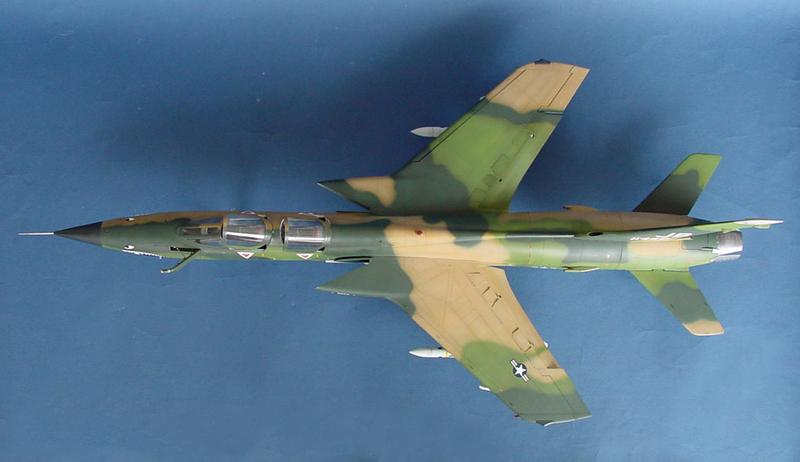 Trumpeter Republic F-105G Wild Weasel 02202 1:32