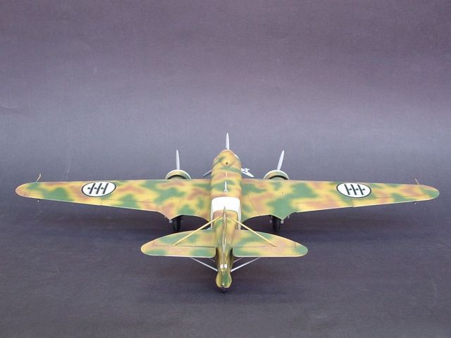 Trumpeter Savoia-Marchetti S.M.79-II Sparviero 02817 1:48