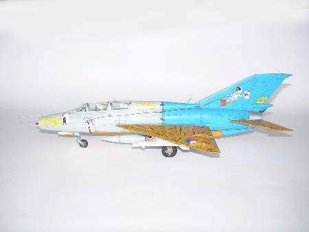 Trumpeter MiG-21UM Mongol B 02219 1:32