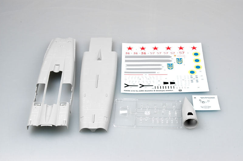 Trumpeter Tu-22M3 Backfire C Strategic bomber 01656 1:72