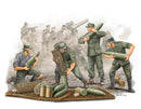 Trumpeter 00426 German s.FH 18 Field Howitzer Gun Crew Ammo Supplied Team 1:35