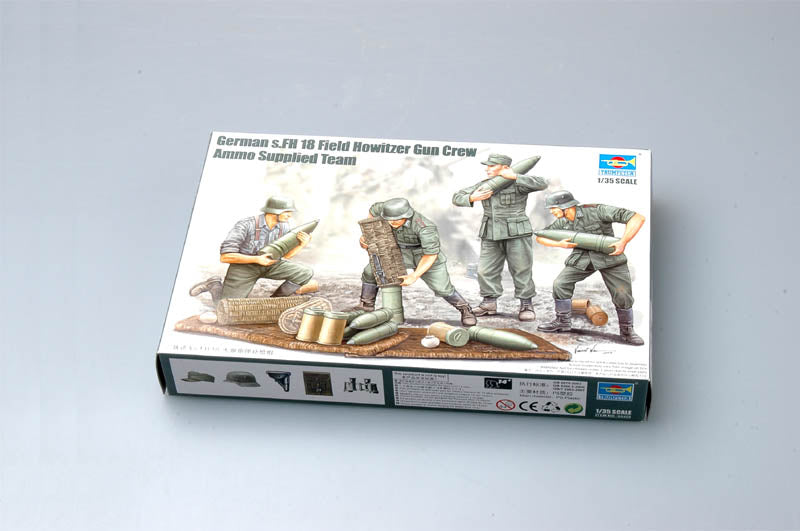 Trumpeter German s.FH 18 Field Howitzer Gun Crew Ammo Supplied Team 00426 1:35