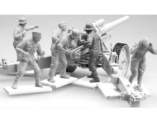 Trumpeter German s.FH 18 Field Howitzer Gun Crew 00425 1:35