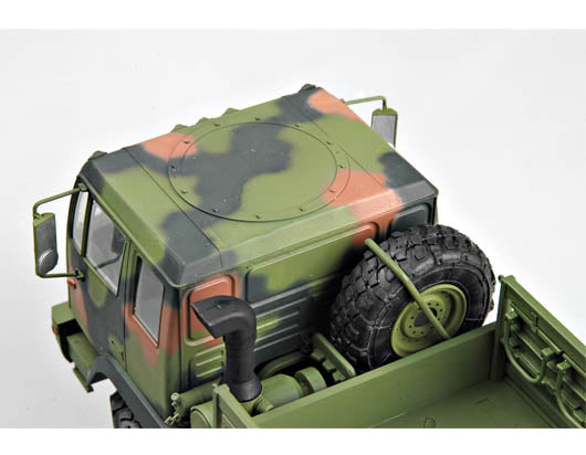 Trumpeter M1078 Light Medium Tactical Vehicle (LMTV) Standard Cargo Truck 01004 1:35