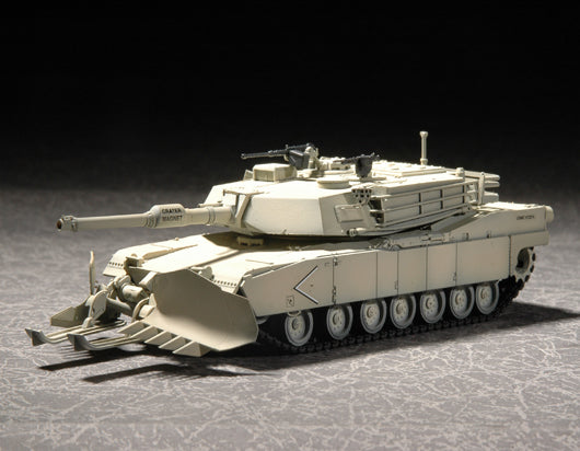 Trumpeter M1A1 with Mine Clearing Blade System 07277 1:72