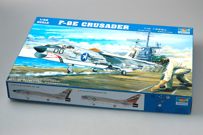 Trumpeter F-8E Crusader 02272 1:32