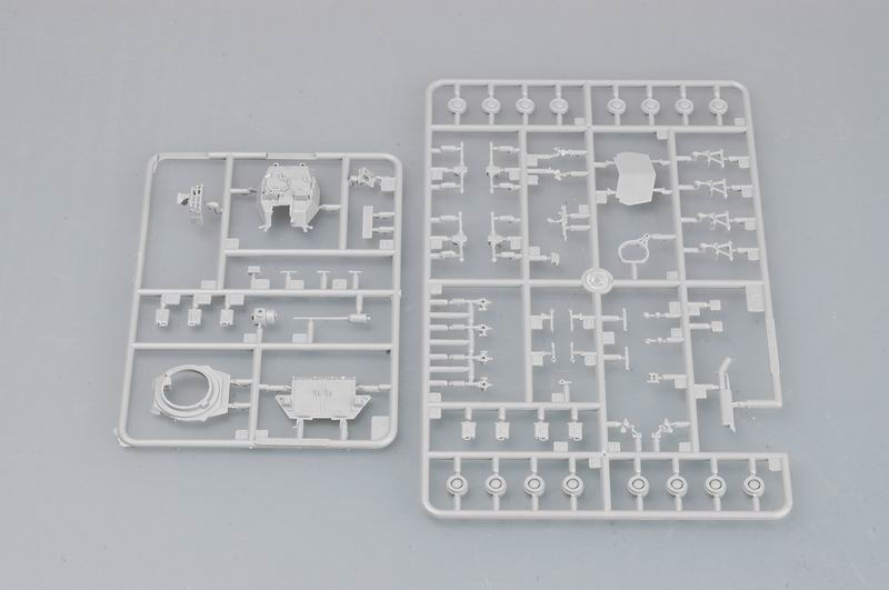 Trumpeter 07268 USMC LAV-25 (8X8) Light Armored Vehicle 1:72