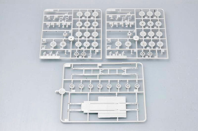 Trumpeter 07275 German Sd.Kfz.9 (18t) Half-Track & Sd.Ah.116 Trailer 1:72