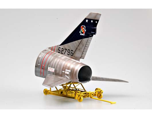 Trumpeter North American F-100D Fighter 02232 1:32