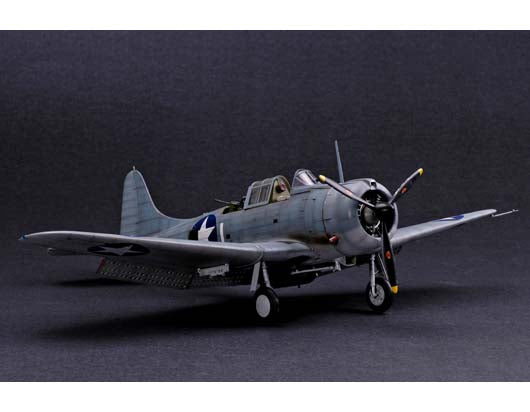 Trumpeter U.S.NAVY SBD-5/A-24BDauntless 02243 1:32