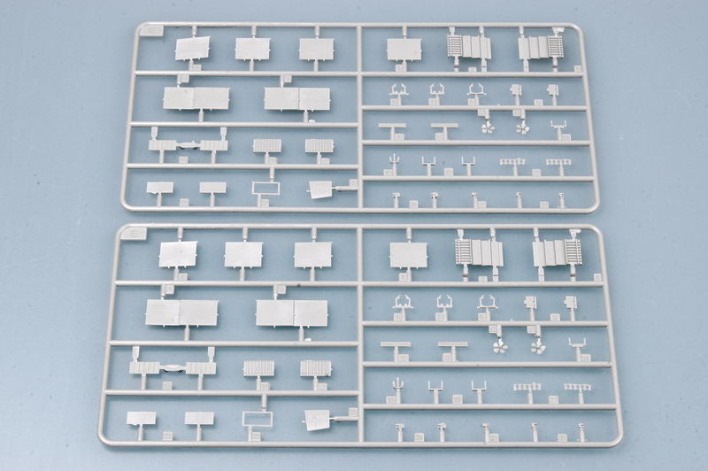 Trumpeter USS NIMITZ CVN-68 05714 1:700