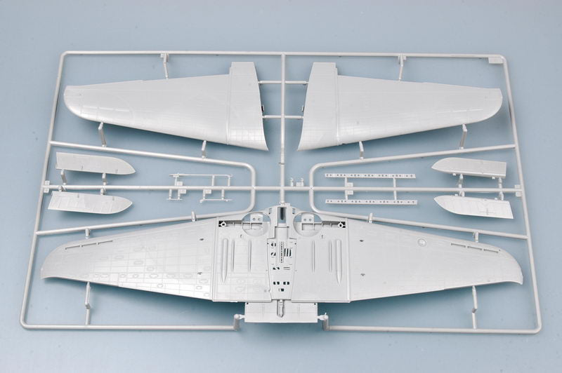 Trumpeter U.S.NAVY SBD-3/4/A-24A “Dauntless” 02242 1:32