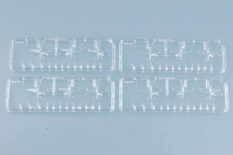Trumpeter 05728 USS ESSEX CV-9 1:700