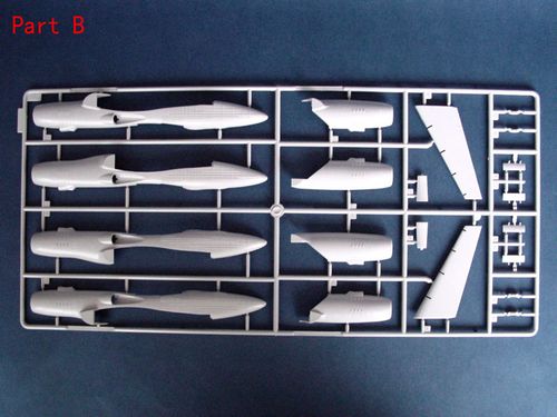 Trumpeter Tupolev Tu-142MR Bear- J 01609 1:72