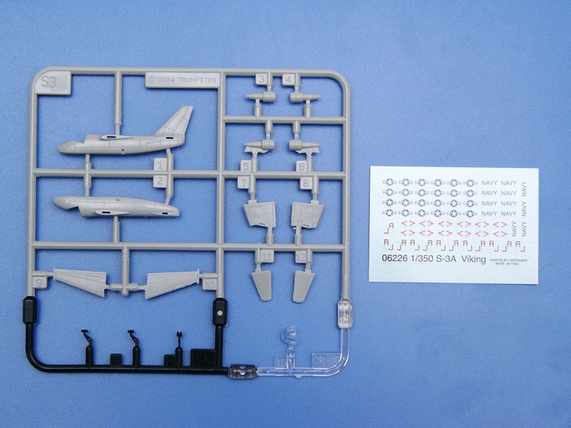 Trumpeter S-3B Viking Carrier-based aircraft 06226 1:350