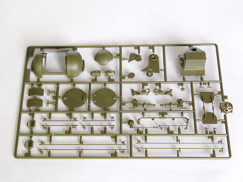 Trumpeter 00902 T-34/85 Model 1944 Factory No 183 1:16