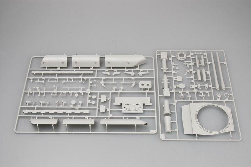 Trumpeter 00384 German Entwicklungsfahrzeug E 100 Super Heavy Tank 1:35
