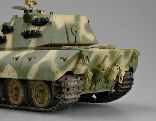 Trumpeter 00384 German Entwicklungsfahrzeug E 100 Super Heavy Tank 1:35