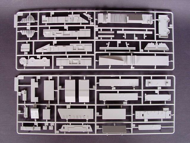 Trumpeter U.S. Aircraft Carrier CV-13 Franklin 1944 05604 1:350