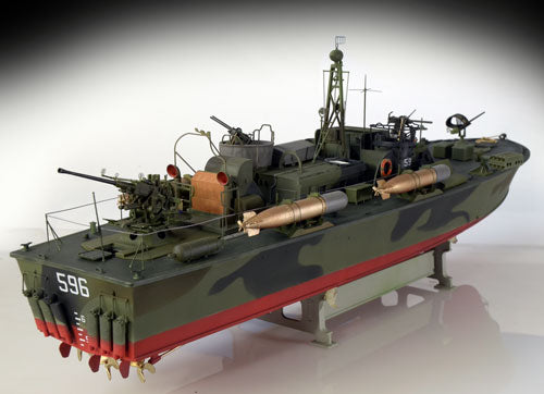 Italeri 5602 - SCALE 1 : 35 ELCO 80' PT - 596 TORPEDO BOAT