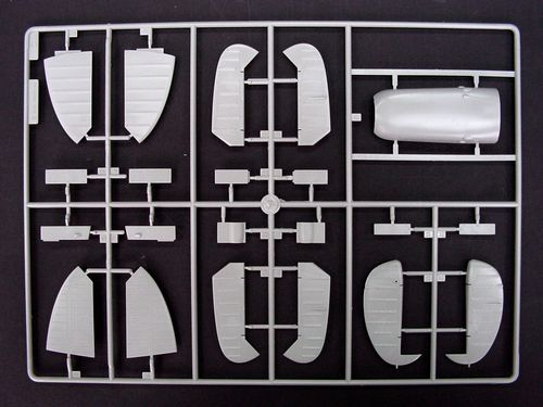 Trumpeter Supermarine Spitfire MK.Vb Float Plane 02404 1:24