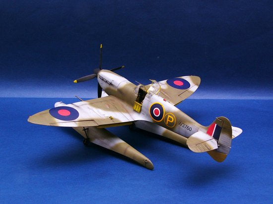 Trumpeter Supermarine Spitfire MK.Vb Float Plane 02404 1:24