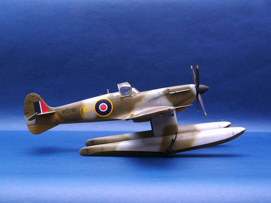 Trumpeter Supermarine Spitfire MK.Vb Float Plane 02404 1:24