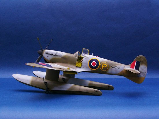 Trumpeter Supermarine Spitfire MK.Vb Float Plane 02404 1:24